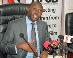 Christopher Wambua, director ejecutivo interino de la Junta de Clasificación de Películas de Kenia,  o KFCB (Fotografía cortesía de Star/WFCB)