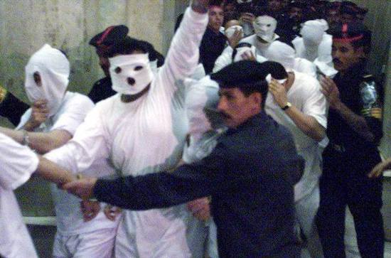 Detenidos en Egipto por vídeo de “una boda gay” Detenidos en Egipto por vídeo de “una boda gay”