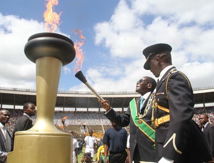 Robert Mugabe Presidente de Zimbawe. Foto: Kudakwashe Hunda, del The Herald