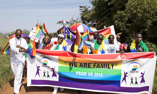 Miembros de la Marcha LGBT que se celebró en Entebbe, Uganda, un año después de que la Ley Anti-Gay fuese anulada. Fotografía: Edward Echwalu/Reuters